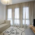 Apartamento Picasso Con Patio Trasero