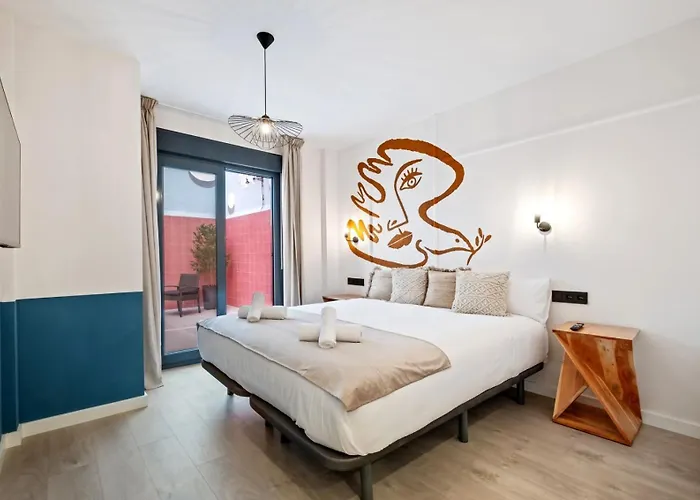 Apartamento Picasso Con Patio Trasero