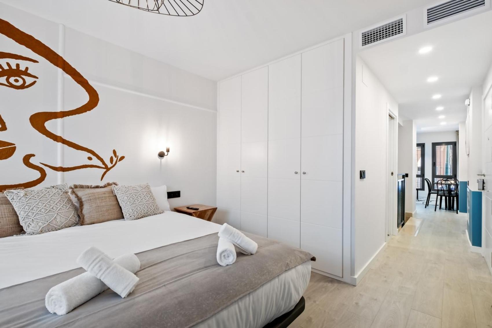 Picasso Con Patio Trasero Apartamento *